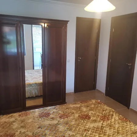 Apartment Kambani Bells 3 Ap 7a *